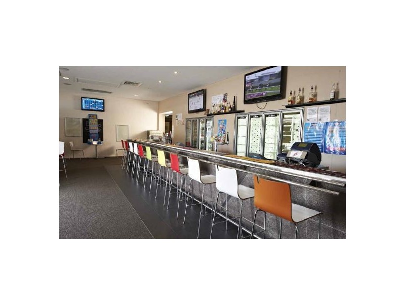 21 Ingham Road, West End QLD 4810