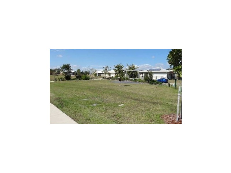 14 Malibu Parade, Mount Louisa QLD 4814