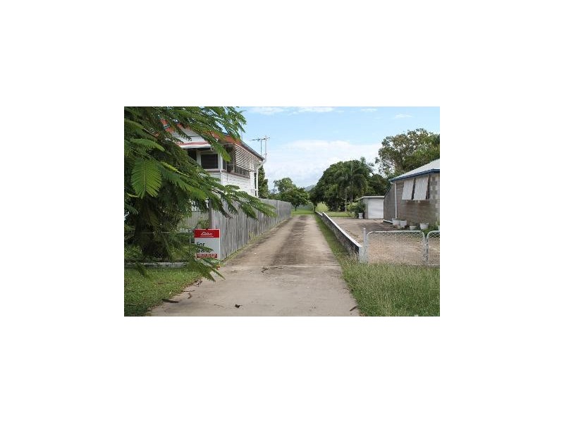 2a Parramatta Street, Belgian Gardens QLD 4810