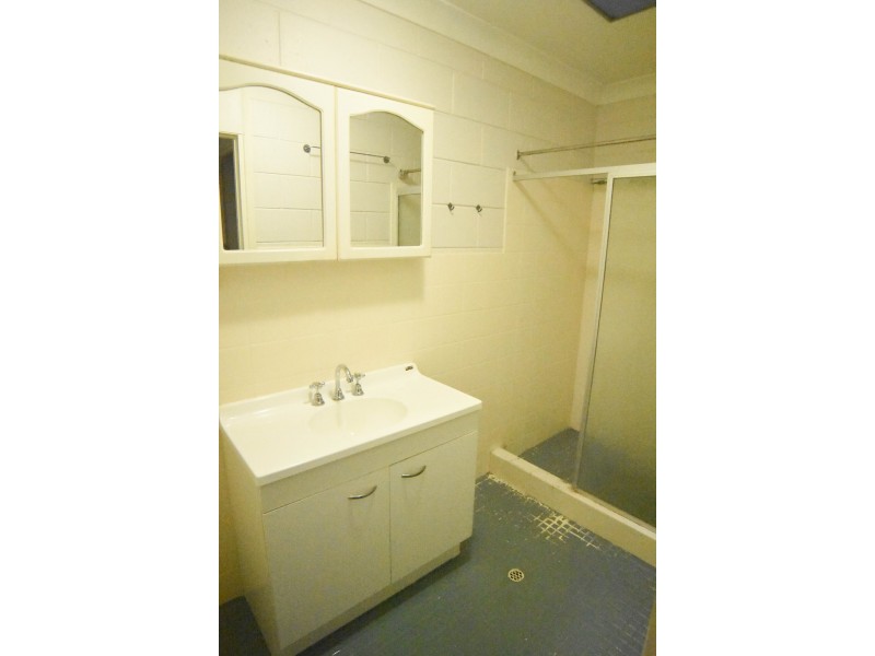 3/352 Ross River Rd, Cranbrook QLD 4814