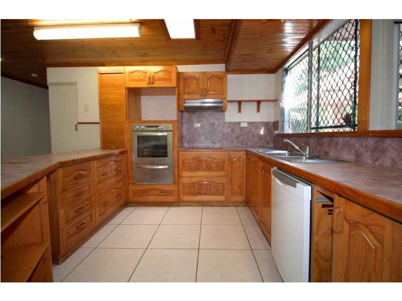 15 Brownhill Street, Mundingburra QLD 4812