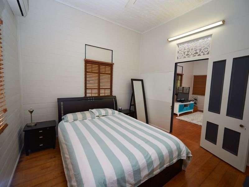 177 Ireland Street, Oonoonba QLD 4811