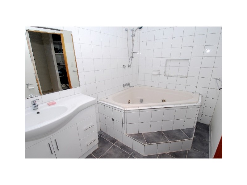 193 Fulham Road, Gulliver QLD 4812