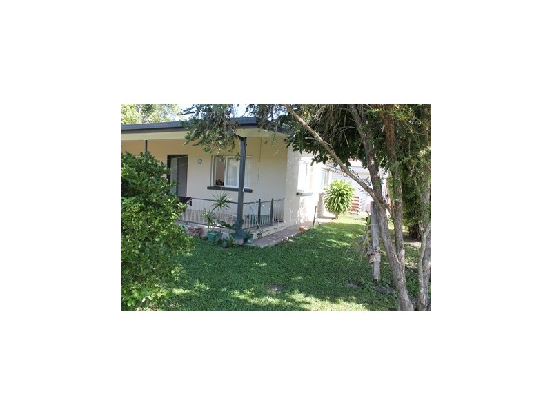 35 Drysdale Street, Brandon QLD 4808