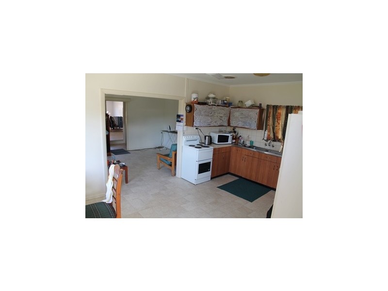 35 Drysdale Street, Brandon QLD 4808