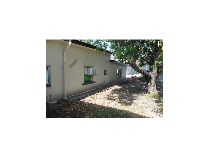 35 Drysdale Street, Brandon QLD 4808