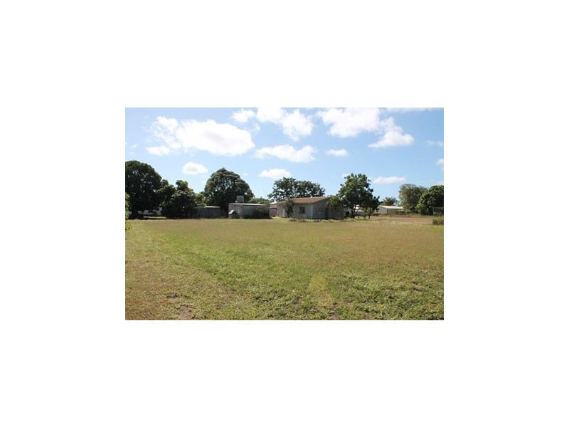 35 Drysdale Street, Brandon QLD 4808