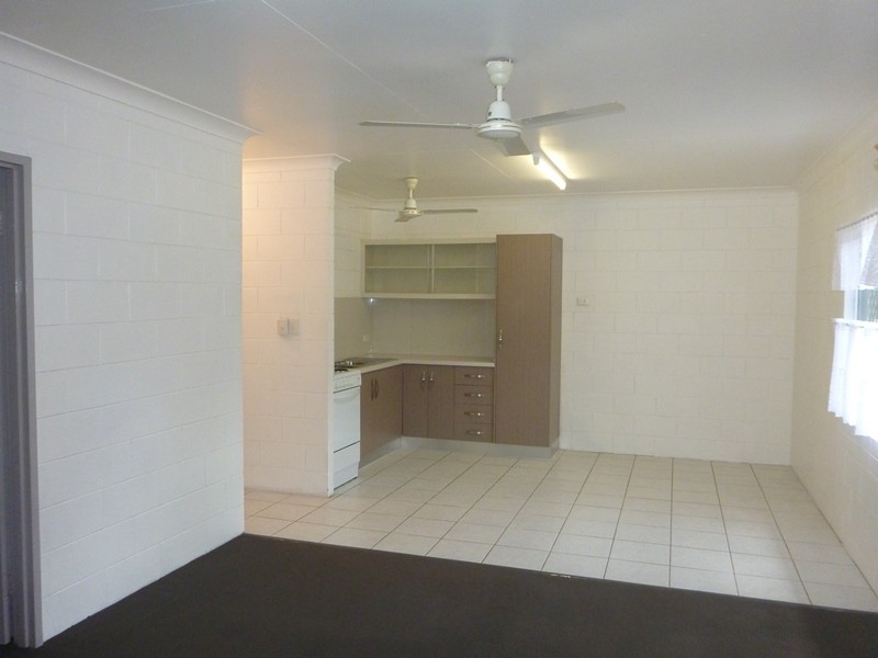 1/52 Bayswater Road, Hyde Park QLD 4812