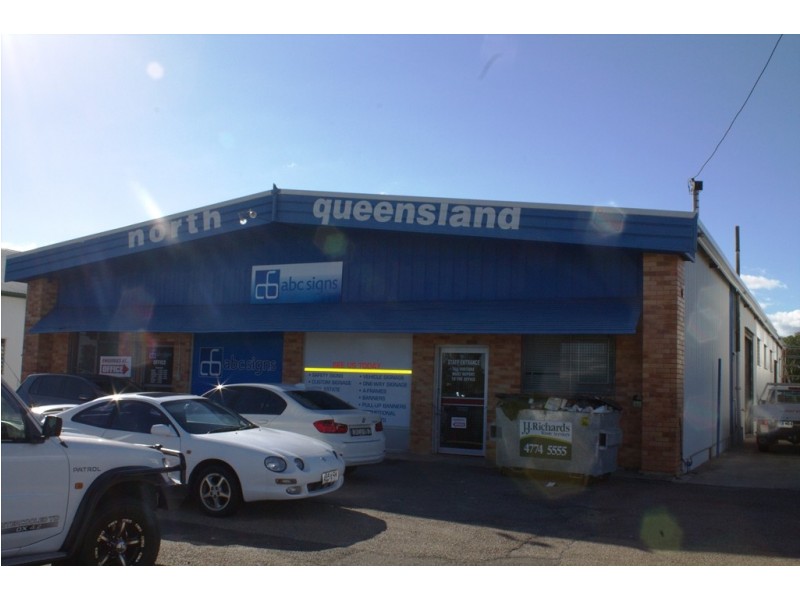 171 Ingham Road, West End QLD 4810