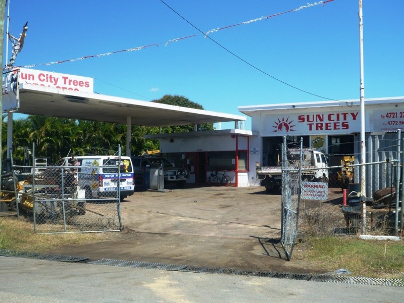 6 Railway Avenue, Railway Estate QLD 4810