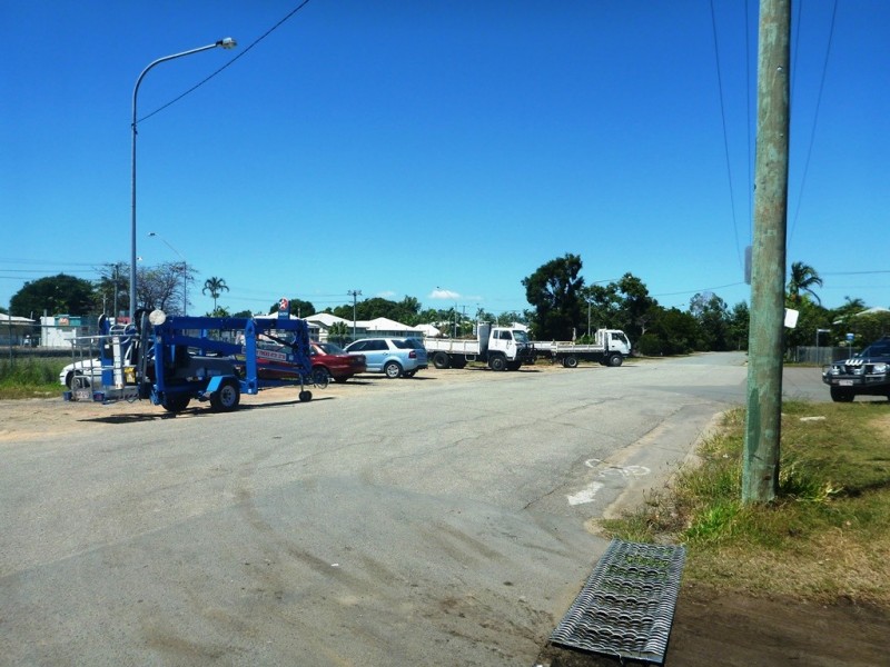 6 Railway Avenue, Railway Estate QLD 4810