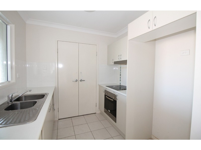 18 Limerick Way, Mount Low QLD 4818