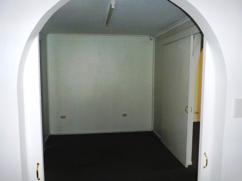 131 Thuringowa Drive, Kirwan QLD 4817