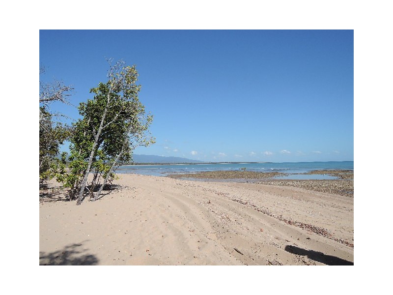 Lot 9 Hencamp Creek Road, Rollingstone QLD 4816