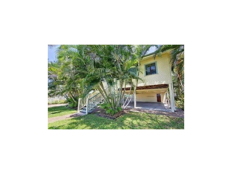 106 Eleventh Avenue, Railway Estate QLD 4810