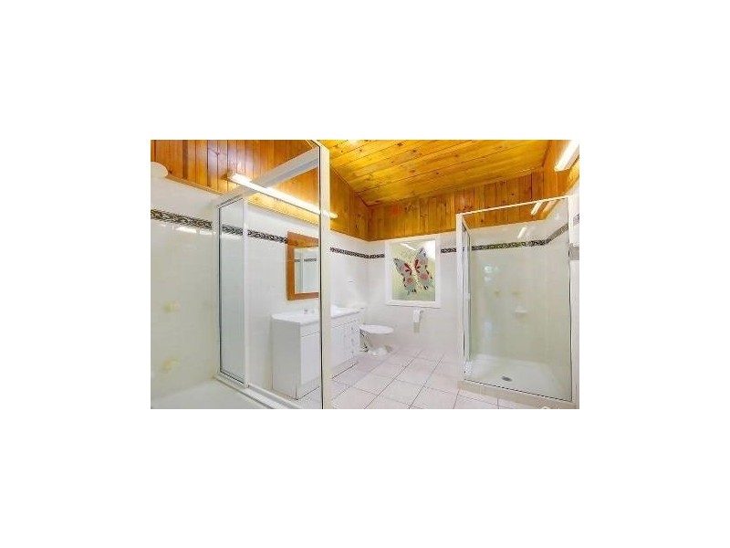 106 Eleventh Avenue, Railway Estate QLD 4810