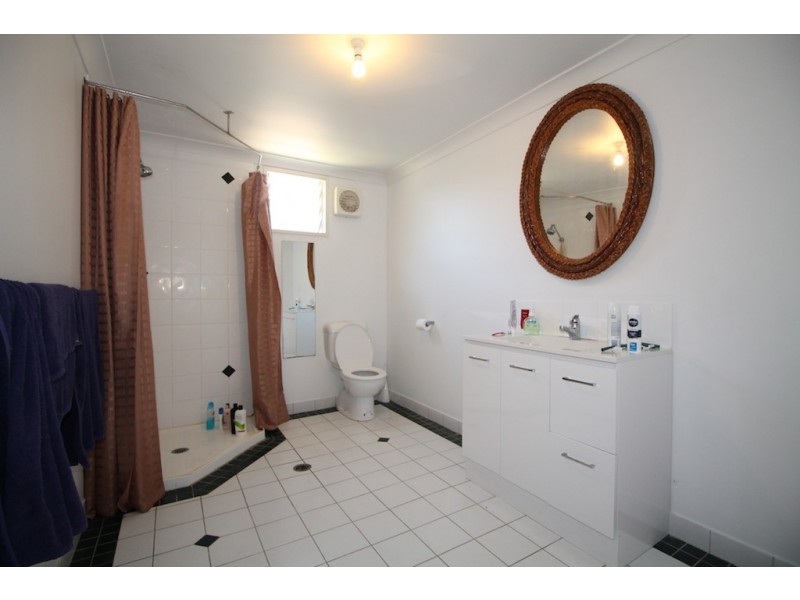 6 Seventh Avenue, South Townsville QLD 4810