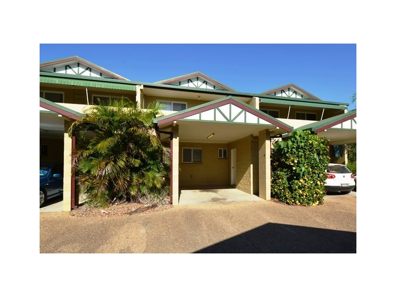 17/7-13 McIlwraith Street, South Townsville QLD 4810