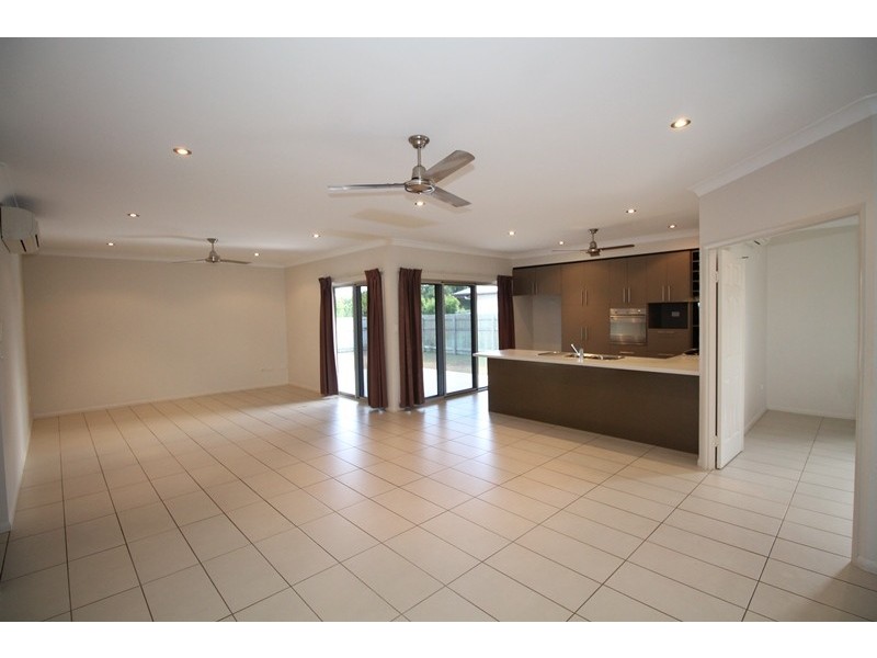 19 Fernbank Parade, Idalia QLD 4811