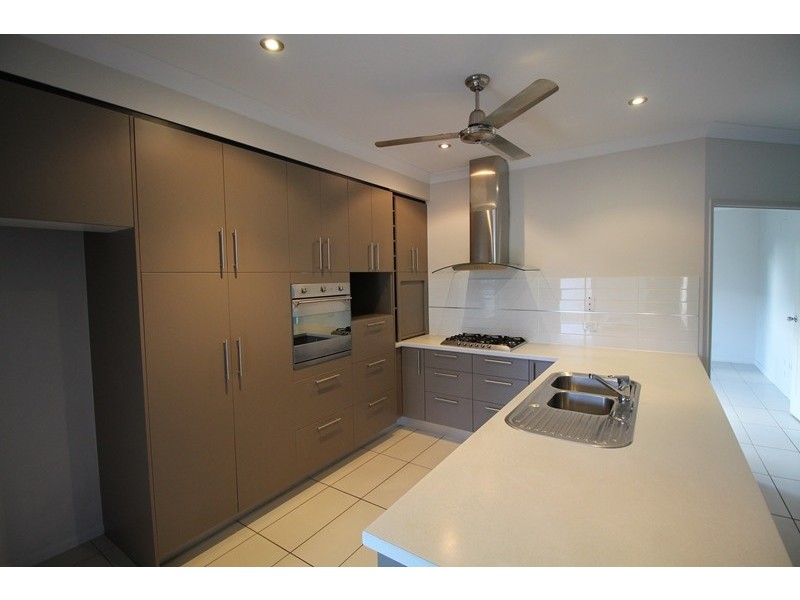 19 Fernbank Parade, Idalia QLD 4811