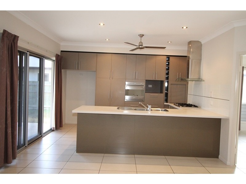 19 Fernbank Parade, Idalia QLD 4811