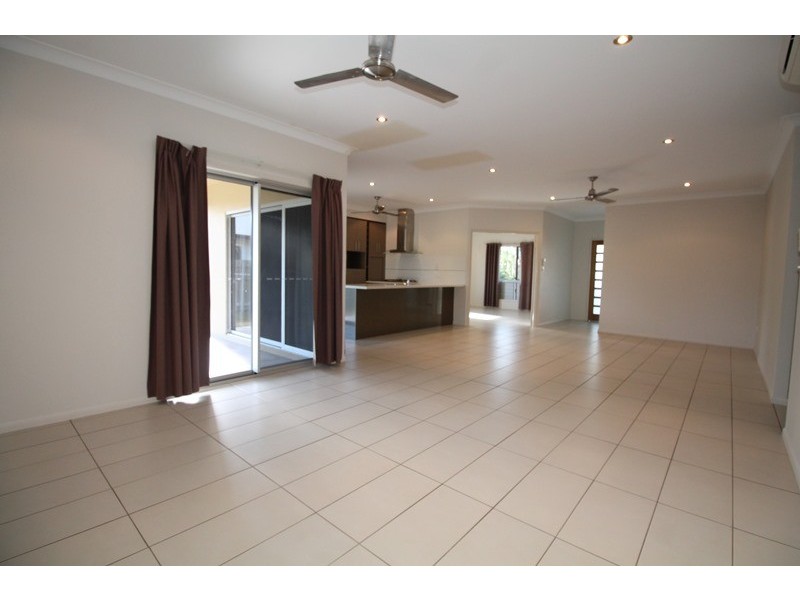 19 Fernbank Parade, Idalia QLD 4811