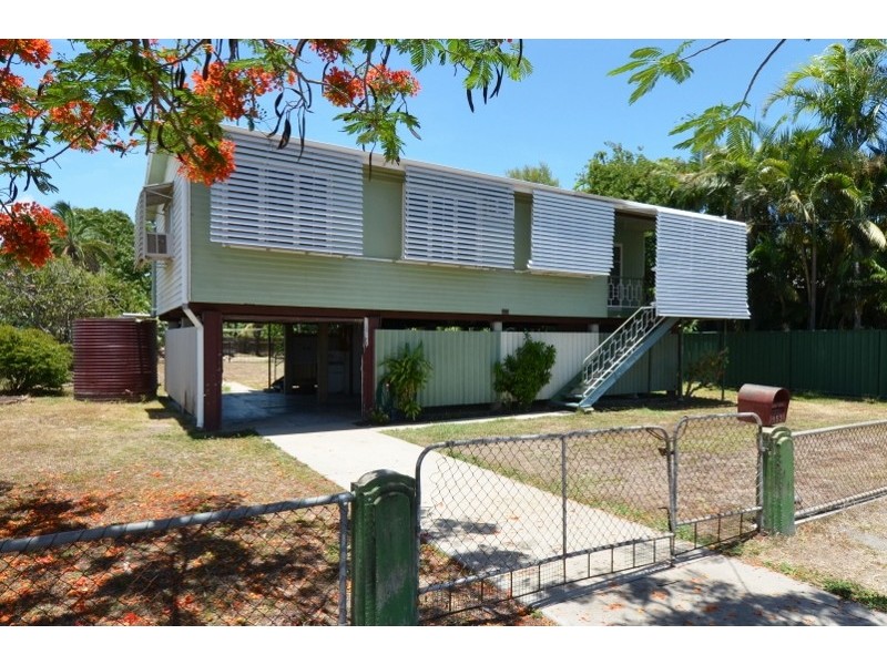 253 IRELAND STREET, Oonoonba QLD 4811