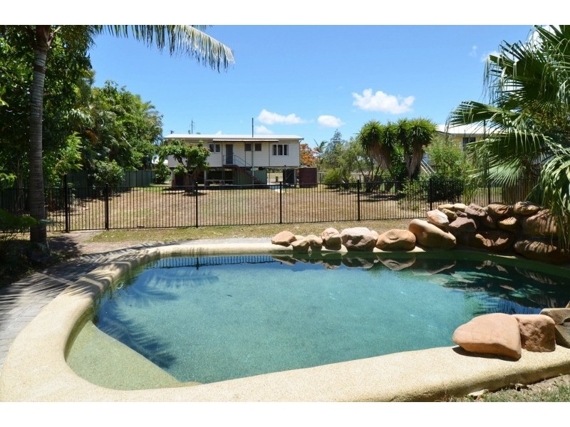 253 IRELAND STREET, Oonoonba QLD 4811