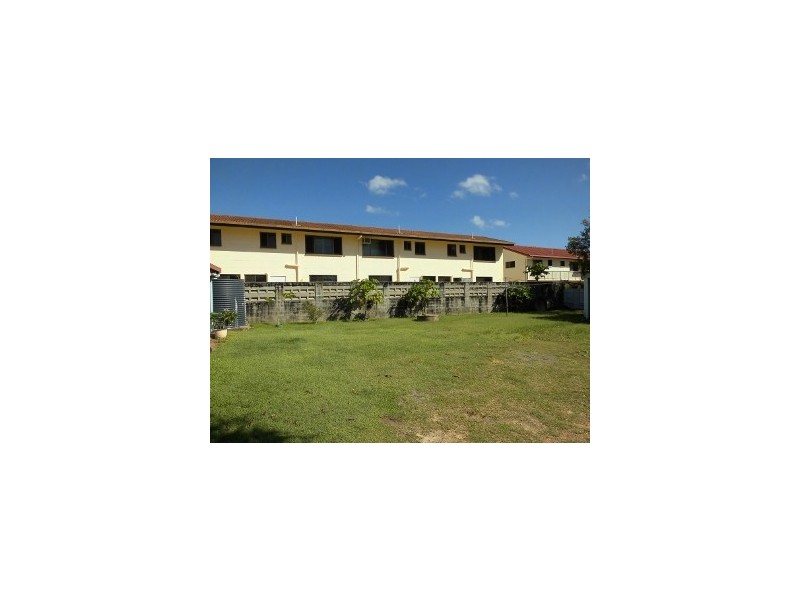 2 81 Eyre Street, North Ward QLD 4810