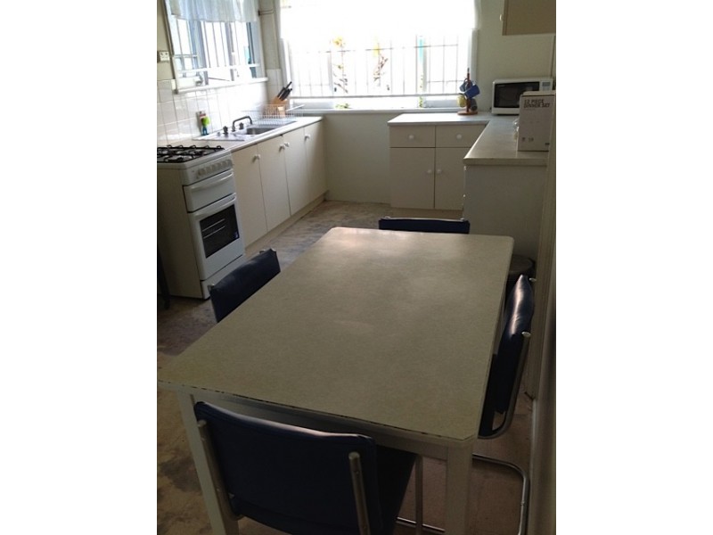 2/81 Eyre Street, North Ward QLD 4810