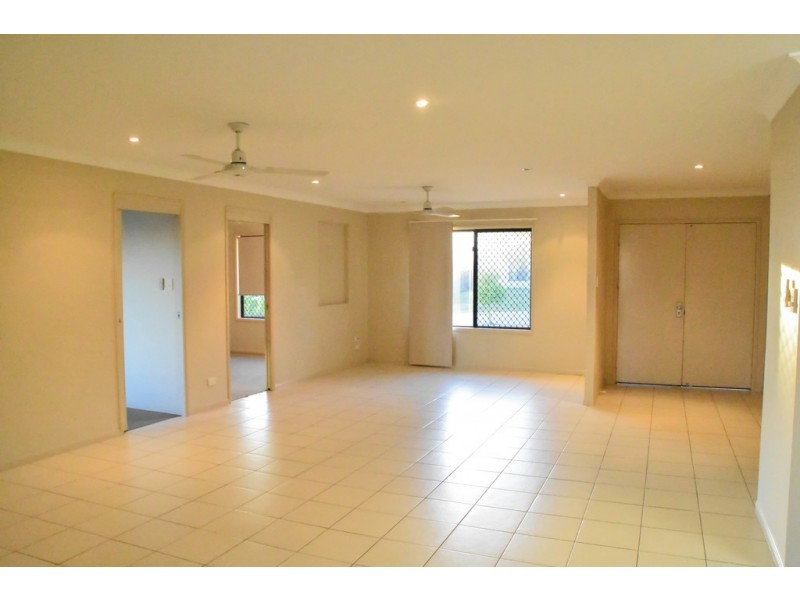 115 Klewarra Boulevard, Douglas QLD 4814