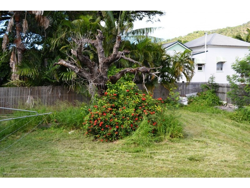 163 Ingham Road, West End QLD 4810