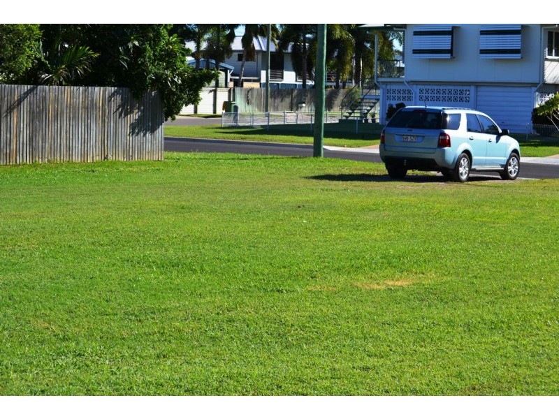 12 Yoolantie Street, Vincent QLD 4814