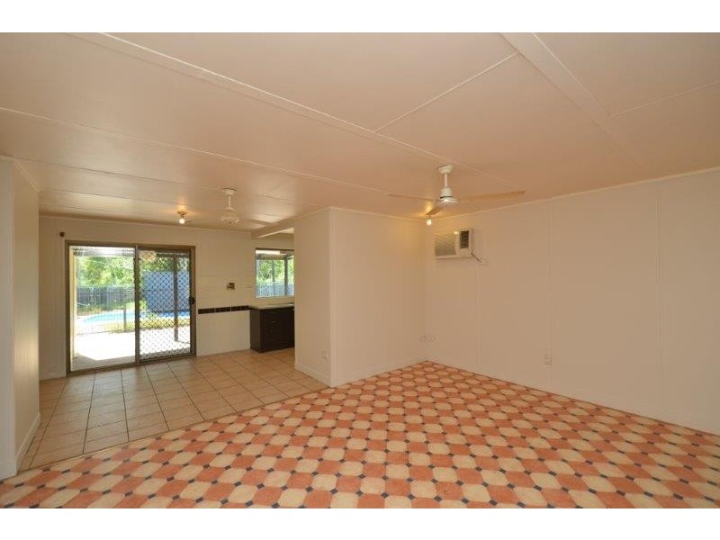 16 Laura Court, Deeragun QLD 4818