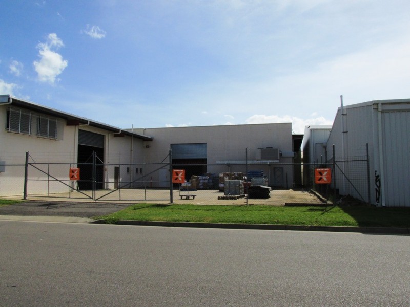 30 Casey Street, Aitkenvale QLD 4814