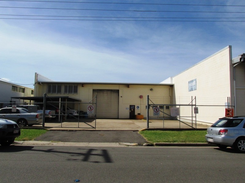 30 Casey Street, Aitkenvale QLD 4814