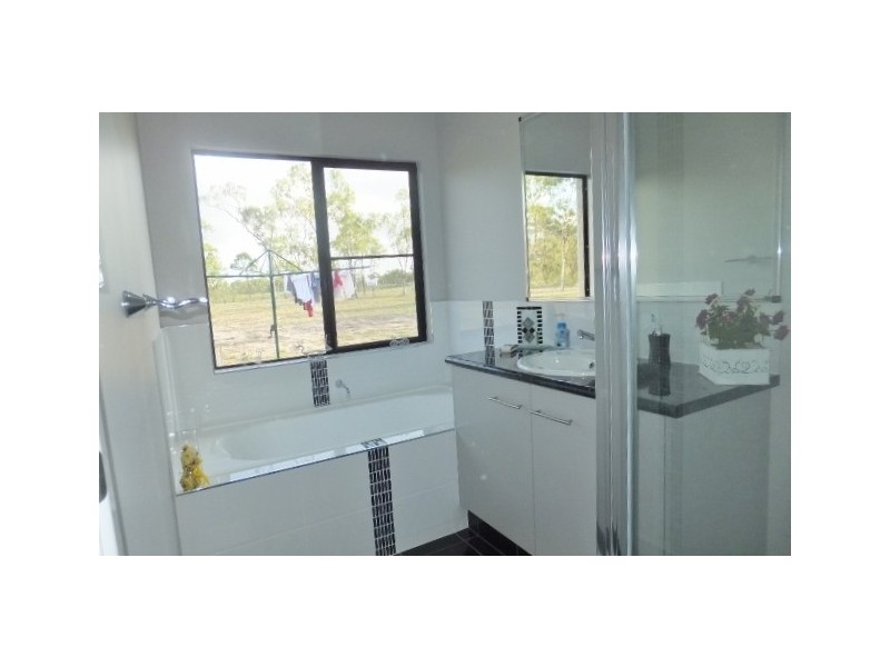 5234 Flinders Highway, Reid River QLD 4816