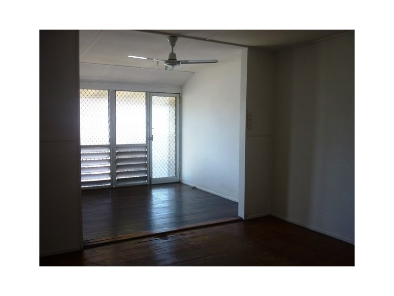 2/140 Fullham Road, Gulliver QLD 4812