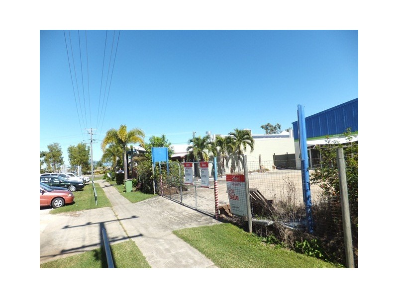 4 Mandalay Avenue, Nelly Bay QLD 4819