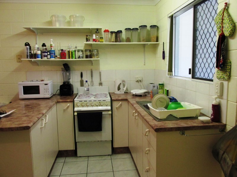 2/79 Gorden Street, Garbutt QLD 4814