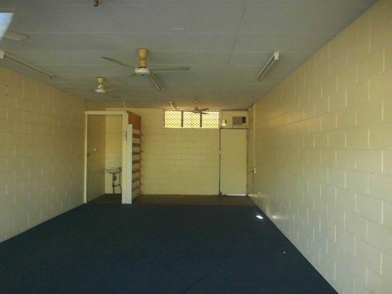 33 – 35 Edison Street, Wulguru QLD 4811