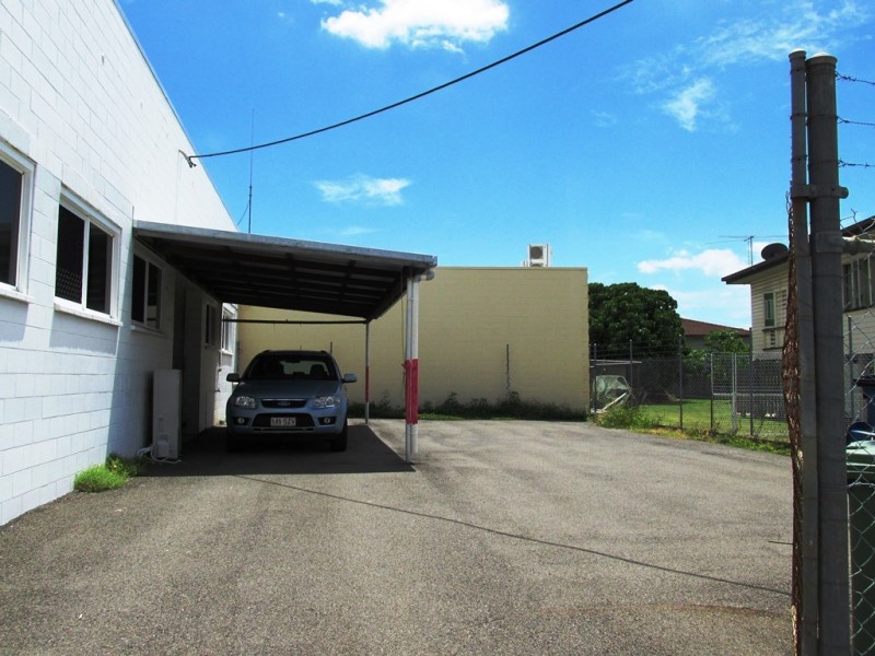 214 Charters Towers Road, Hermit Park QLD 4812