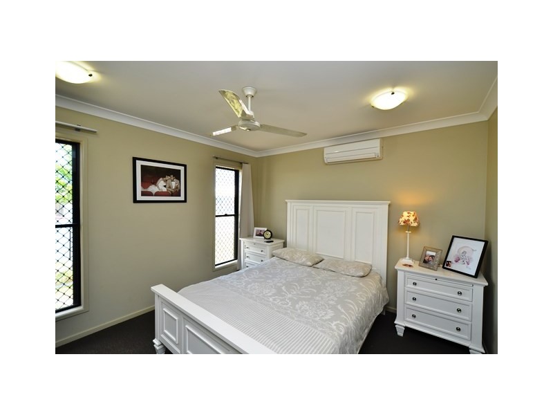 57 Biscayne St, Burdell QLD 4818