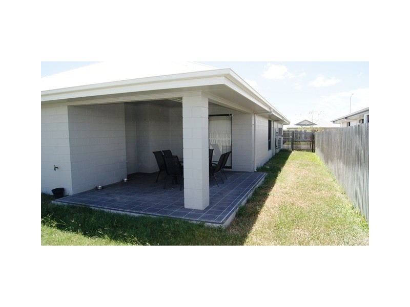 57 Biscayne St, Burdell QLD 4818