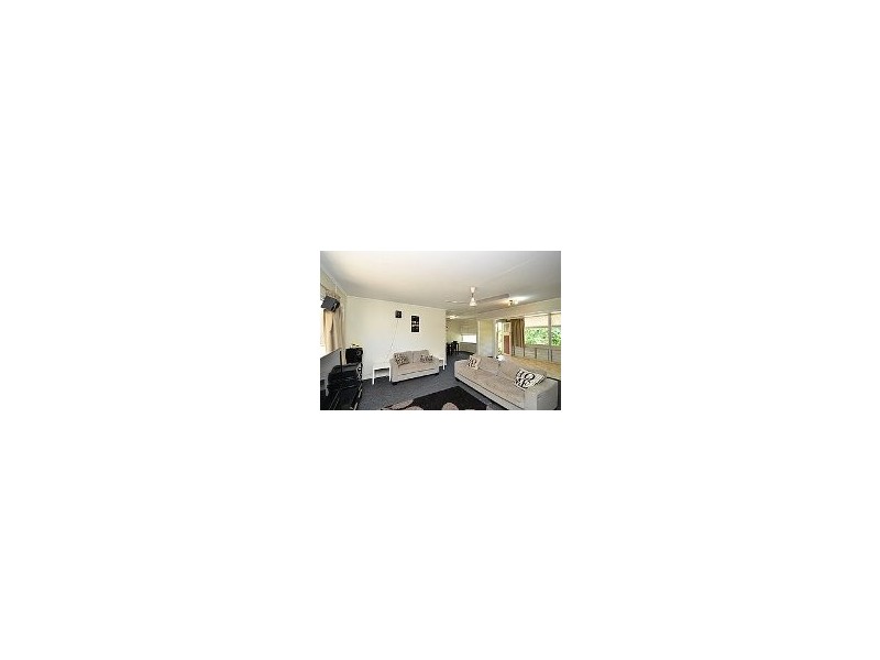 43 Montgomery Street, West End QLD 4810