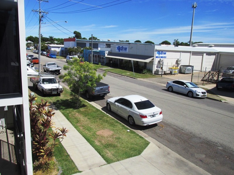 2 – 27 Cottell Street, Hyde Park QLD 4812