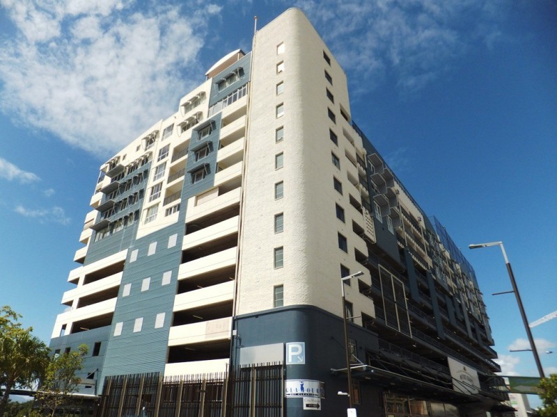 86 Ogden Street, Townsville City QLD 4810