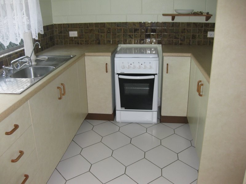 29 ROSSATO, Rasmussen QLD 4815