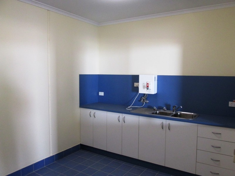 21 Everett Street, Mount St John QLD 4818