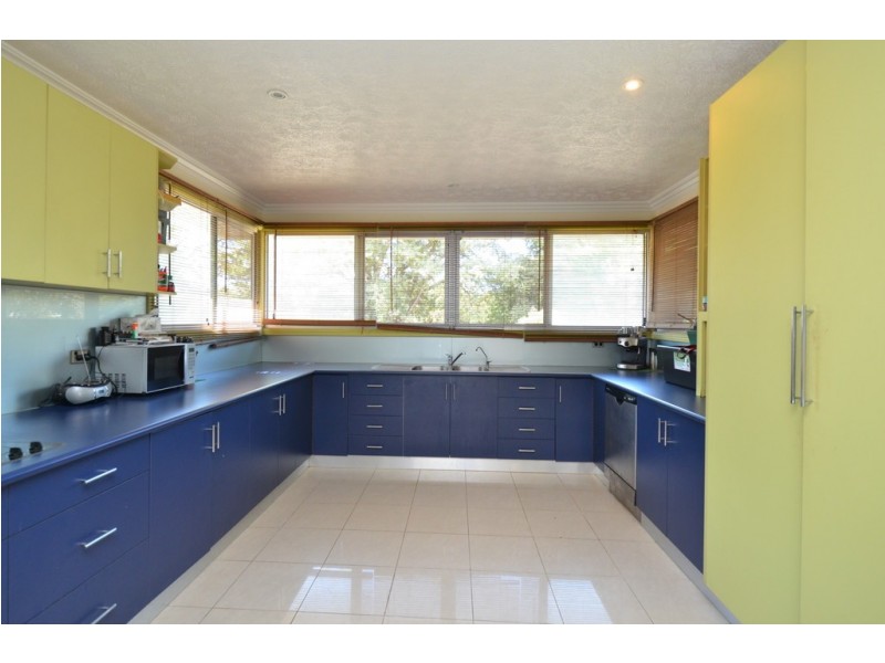 15 Quinn Street, Rosslea QLD 4812